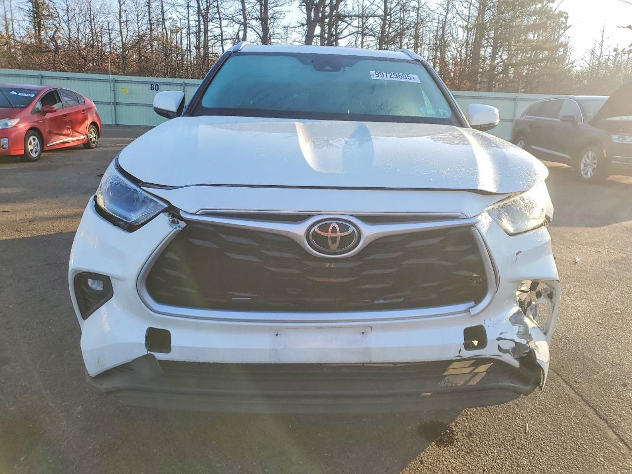 2021 TOYOTA HIGHLANDER XLE photo 5
