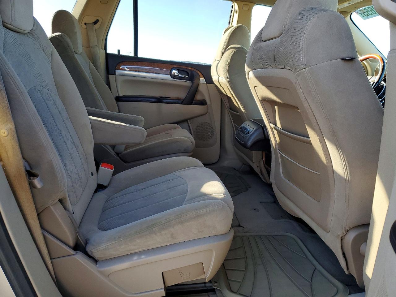 2008 BUICK ENCLAVE CX photo 11