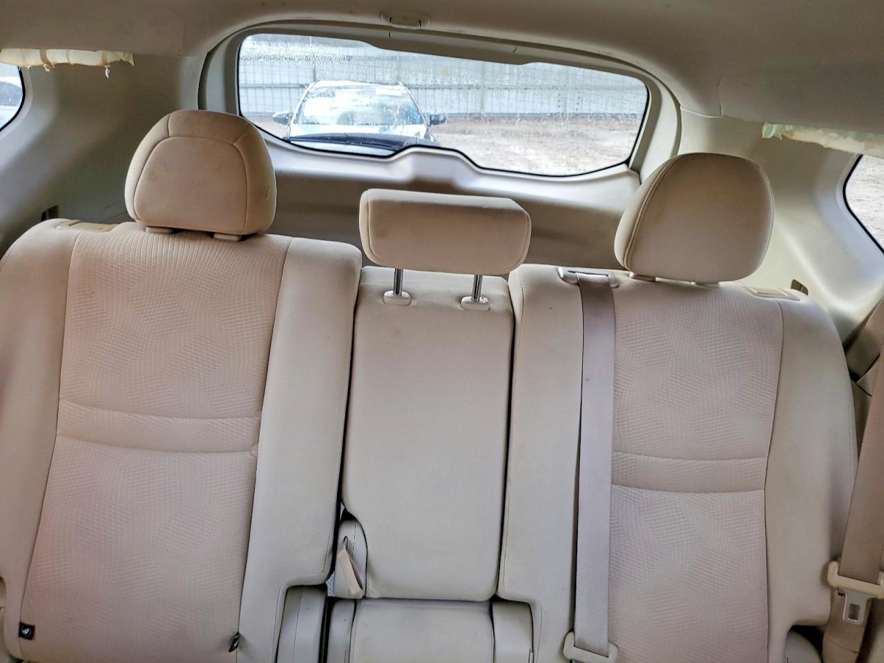 2016 NISSAN ROGUE S photo 10