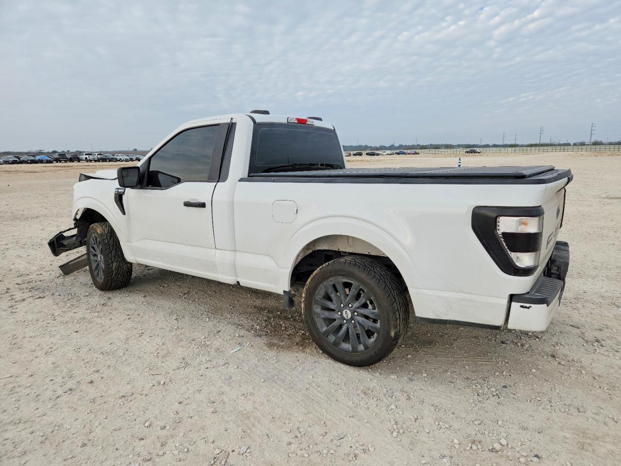 2023 FORD F150 photo 3