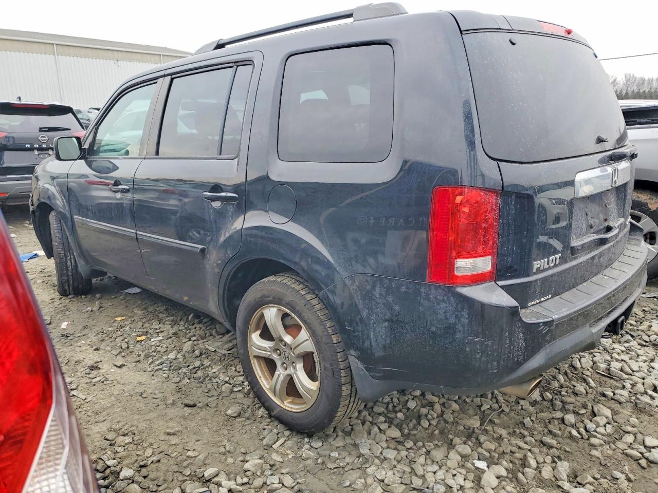 2015 HONDA PILOT EXL photo 2