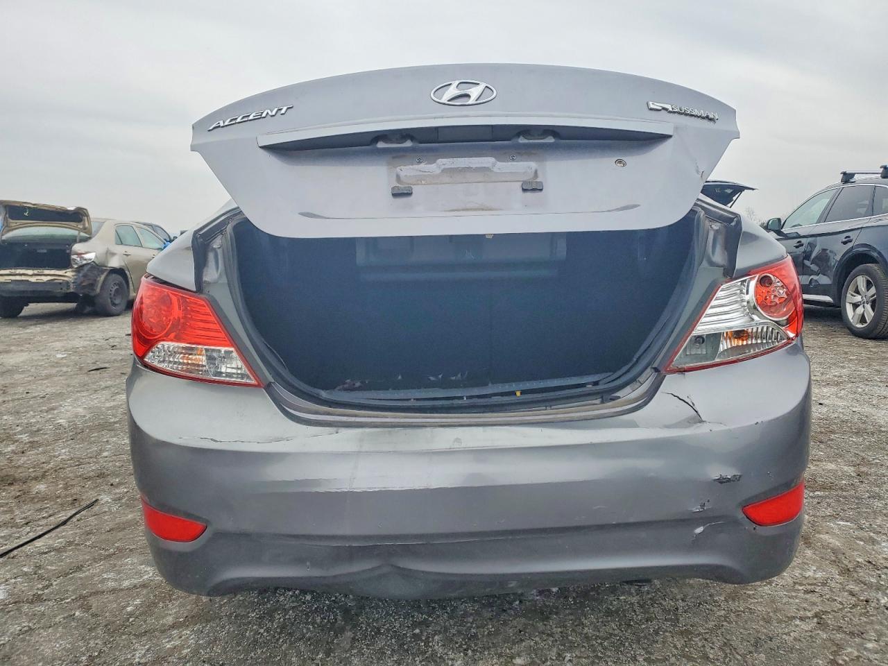 2014 HYUNDAI ACCENT GLS photo 6