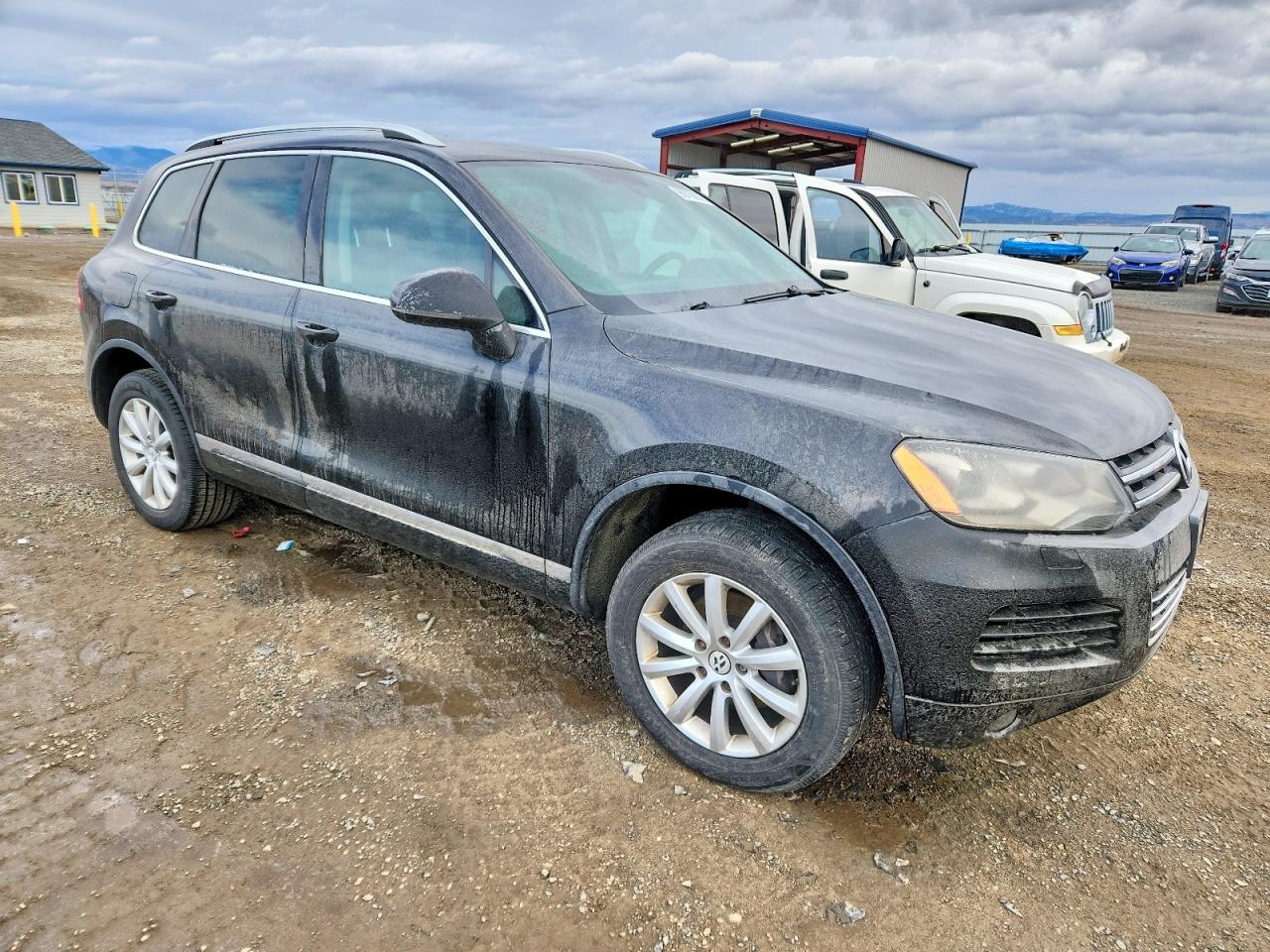 2011 VOLKSWAGEN TOUAREG V6 photo 4