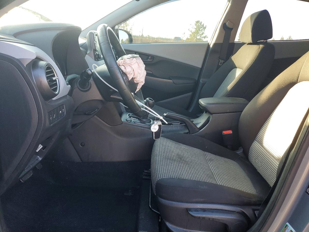 2020 HYUNDAI KONA SEL photo 7