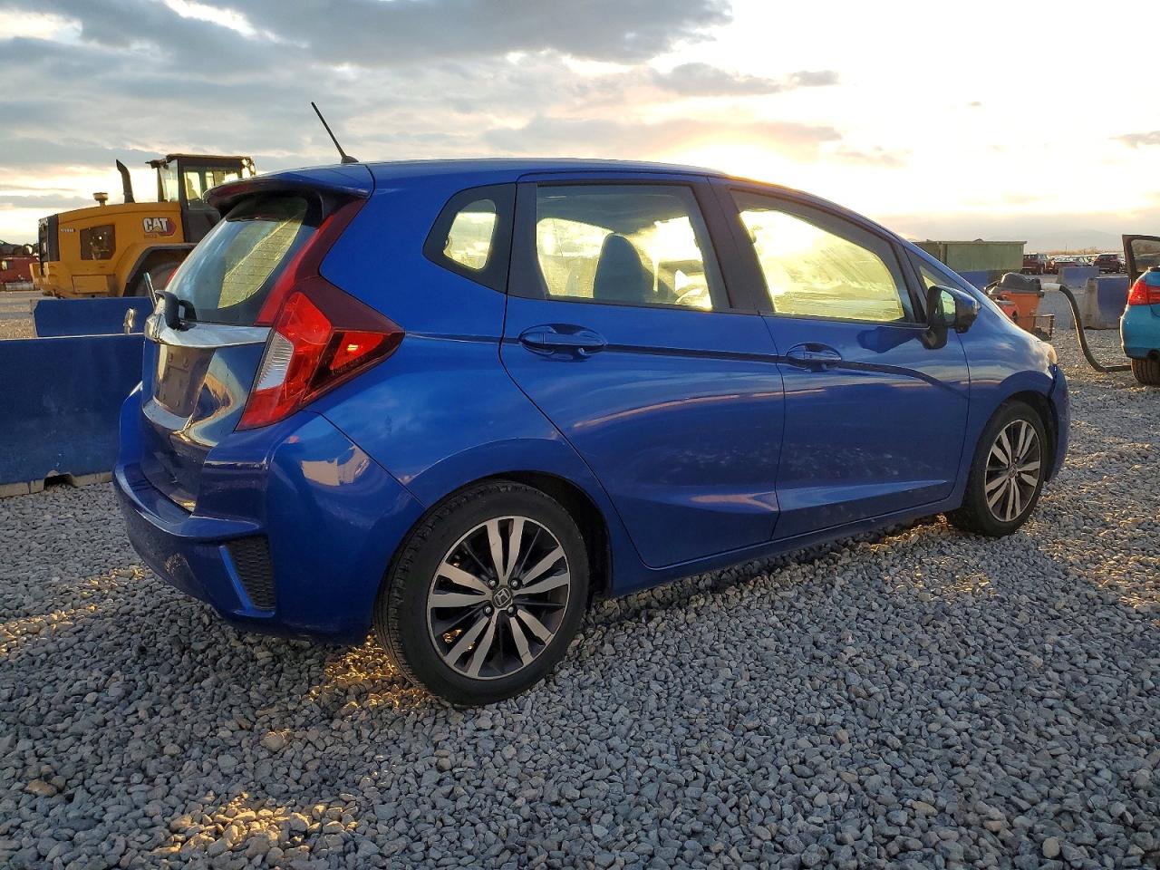 2015 HONDA FIT EX photo 3