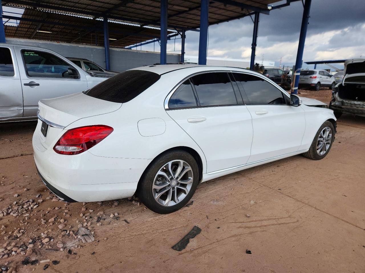 2015 MERCEDES-BENZ C 300 photo 3