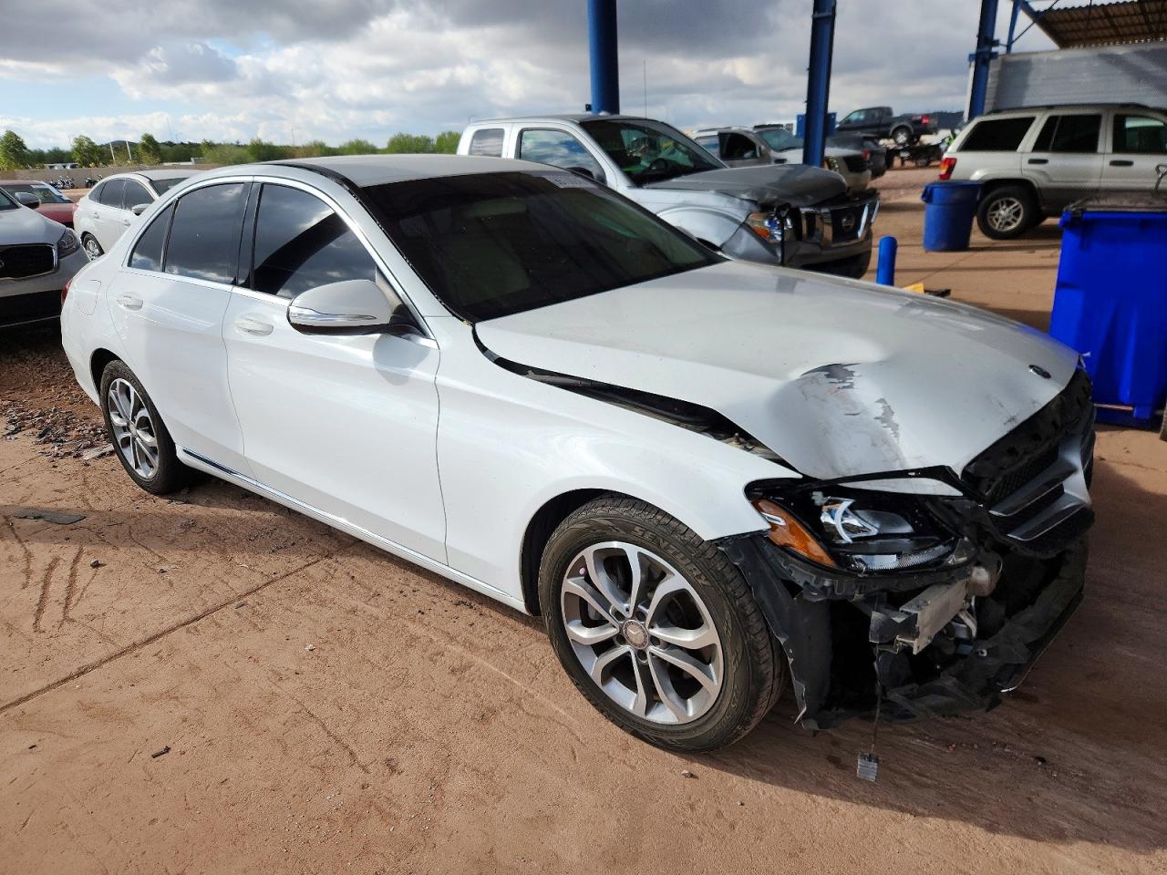 2015 MERCEDES-BENZ C 300 photo 4