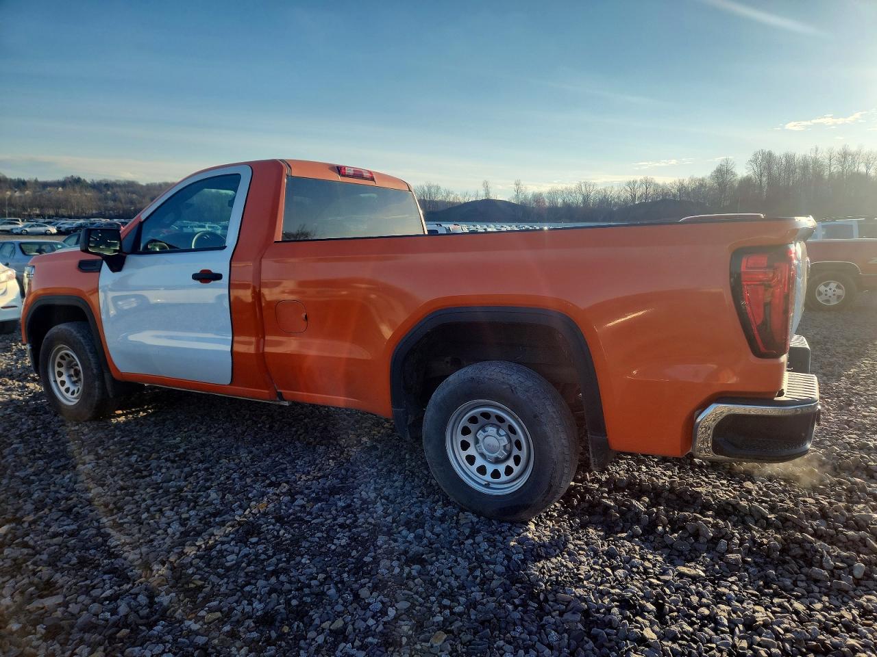 2021 GMC SIERRA K1500 photo 2