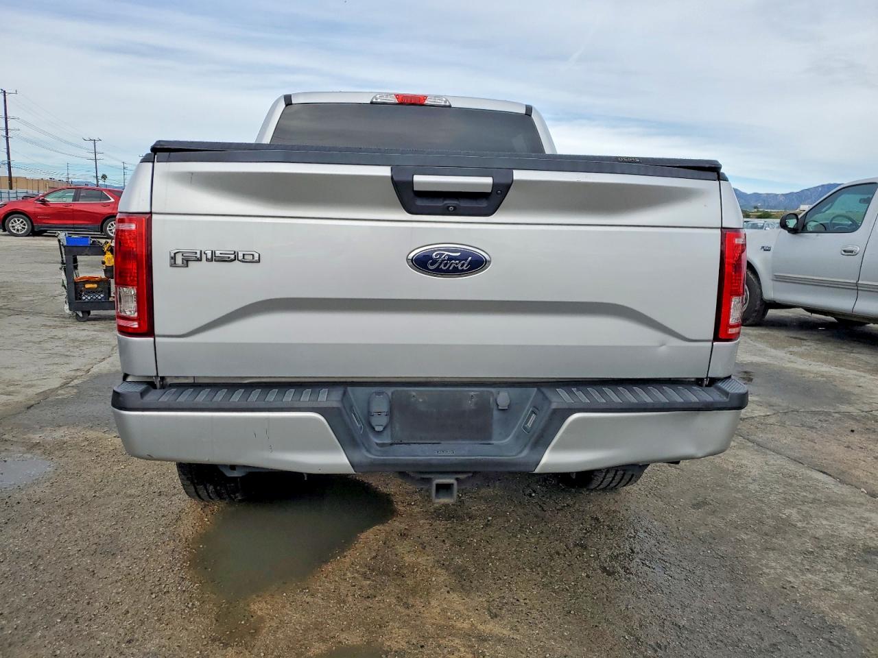 2017 FORD F150 SUPERCREW photo 6