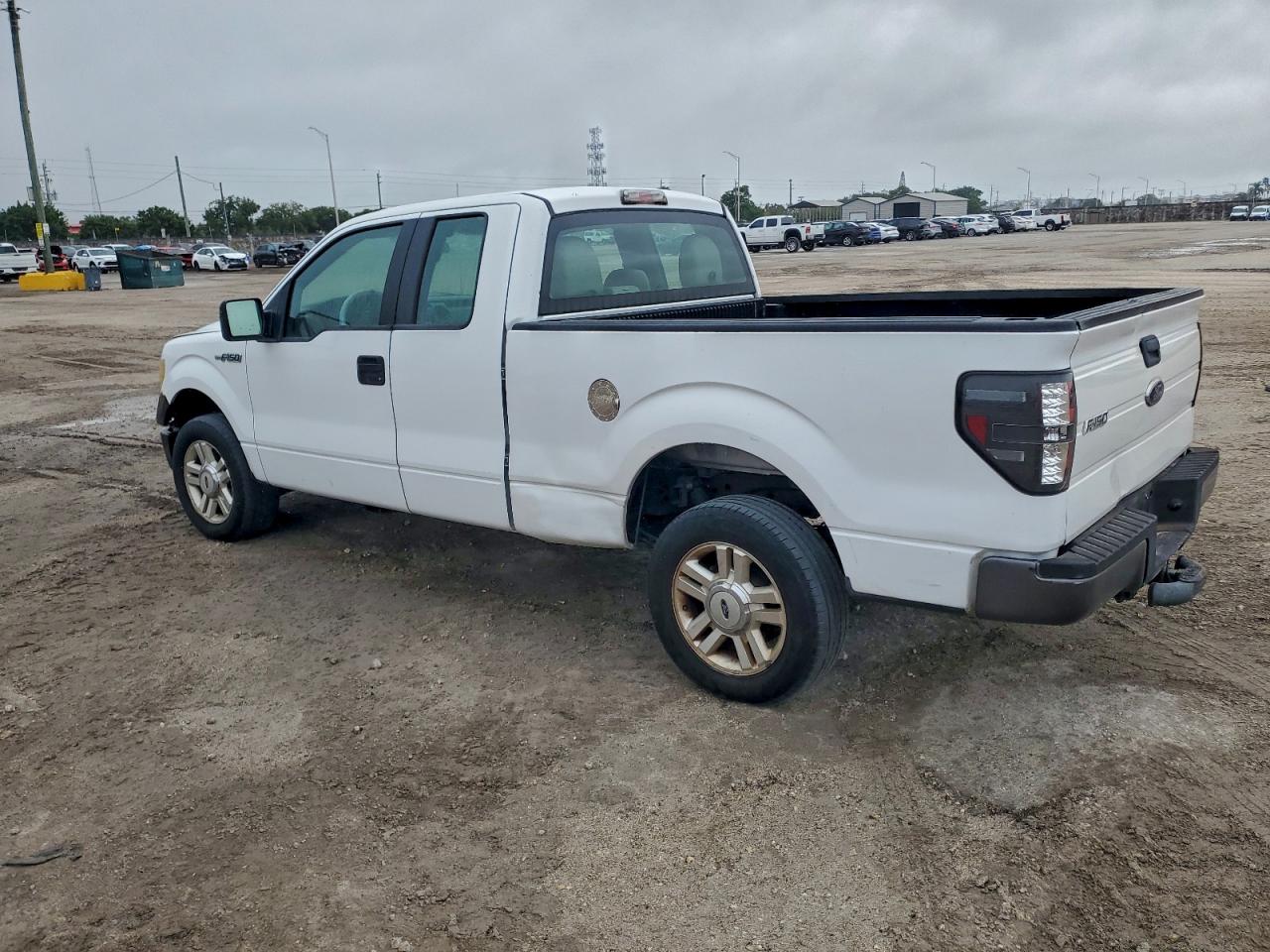 2010 FORD F150 SUPER CAB photo 2
