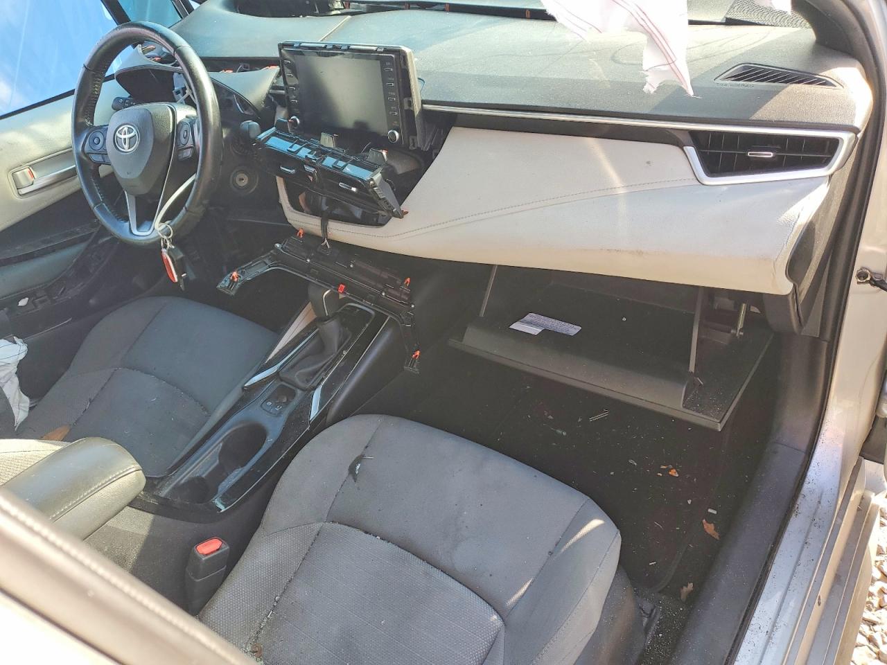 2020 TOYOTA COROLLA SE photo 8
