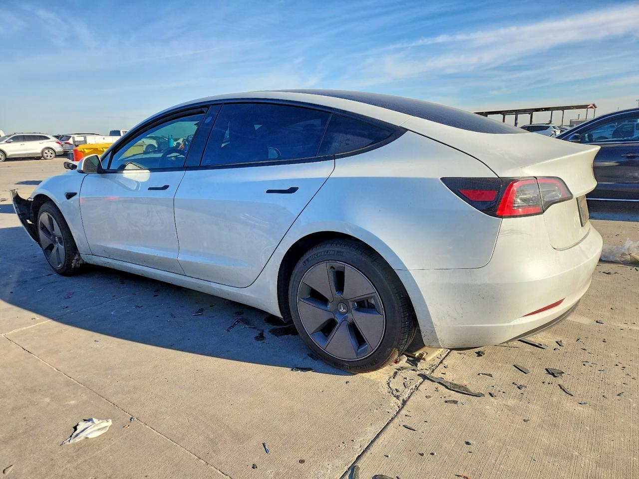 2023 TESLA MODEL 3 photo 2