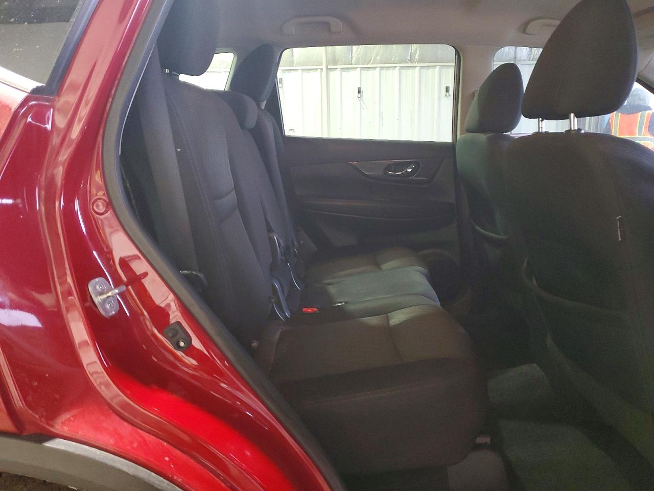 2017 NISSAN ROGUE SV photo 11