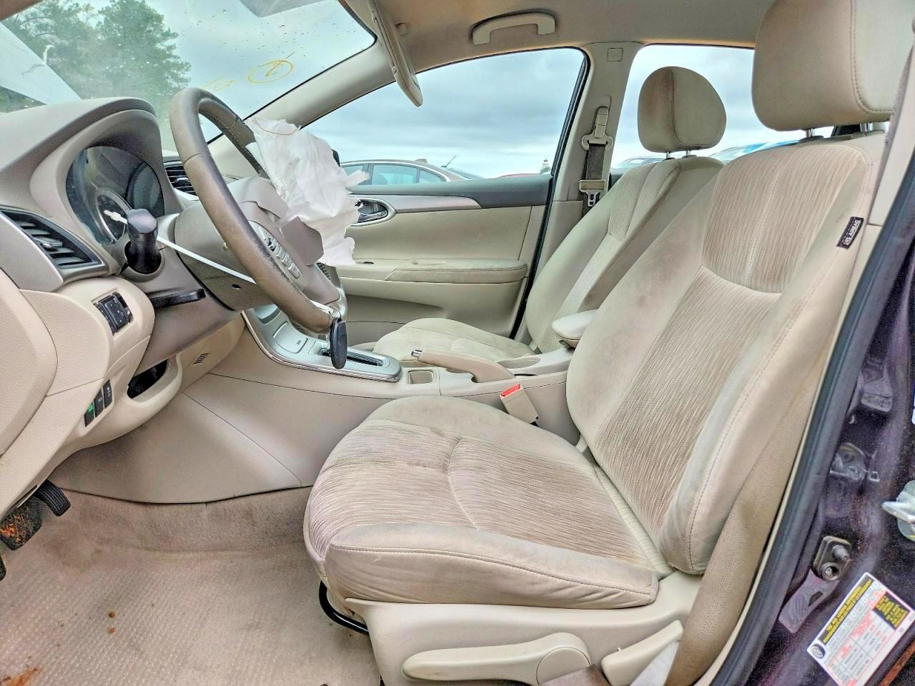 2014 NISSAN SENTRA S photo 7