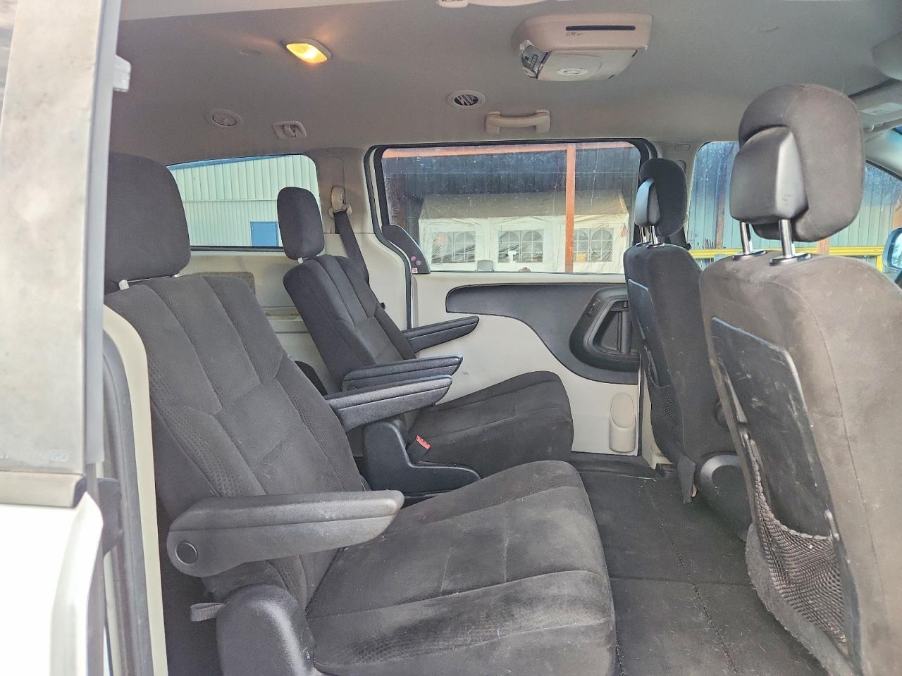 2012 DODGE GRAND CARAVAN SXT photo 11