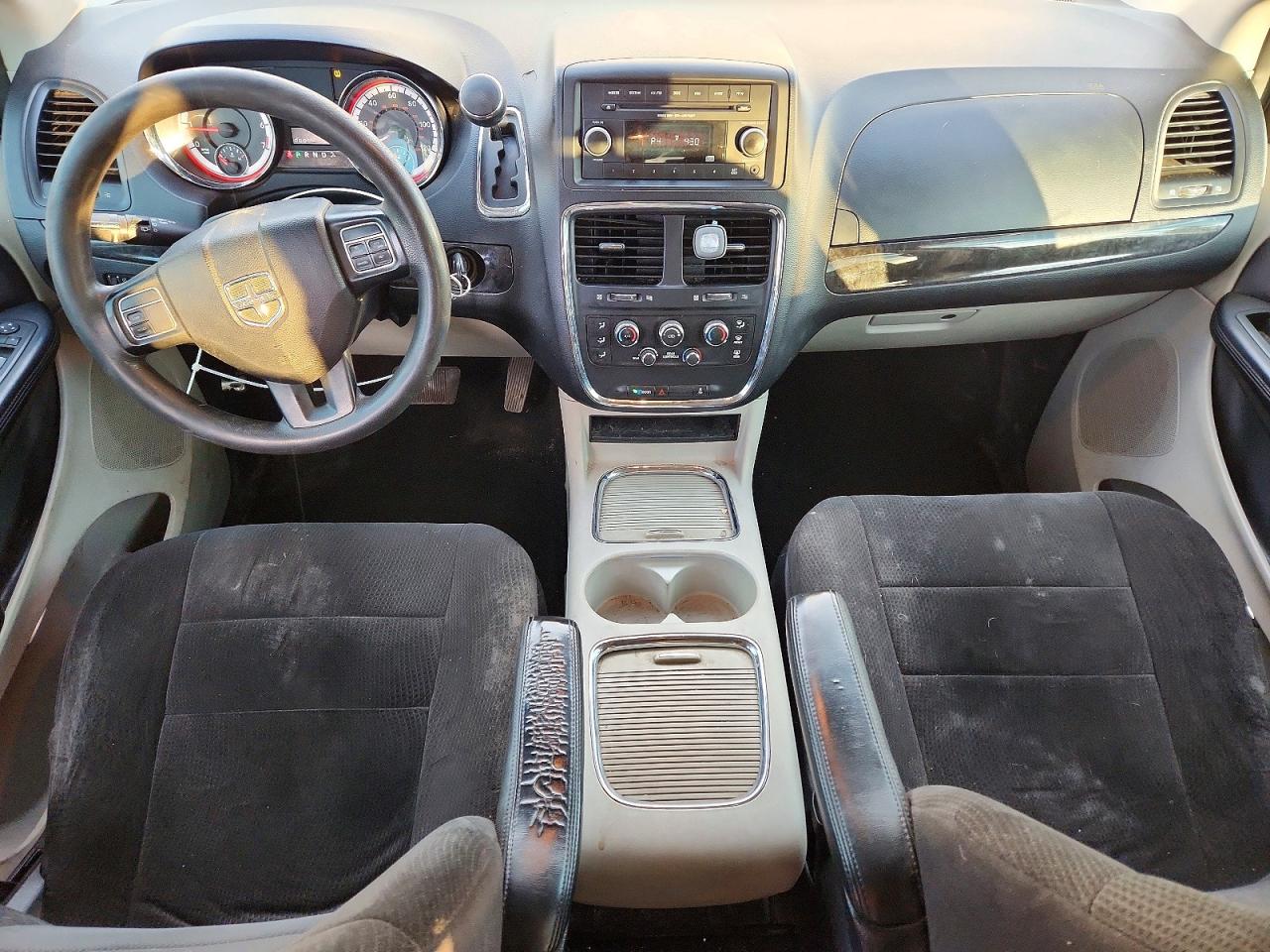 2012 DODGE GRAND CARAVAN SXT photo 8