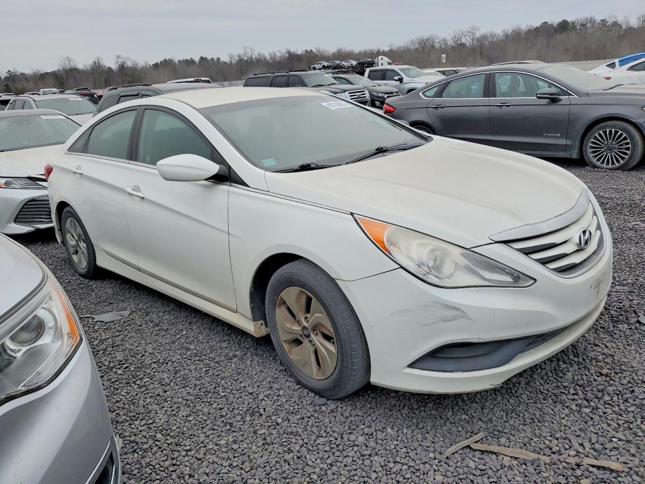 2014 HYUNDAI SONATA GLS photo 4