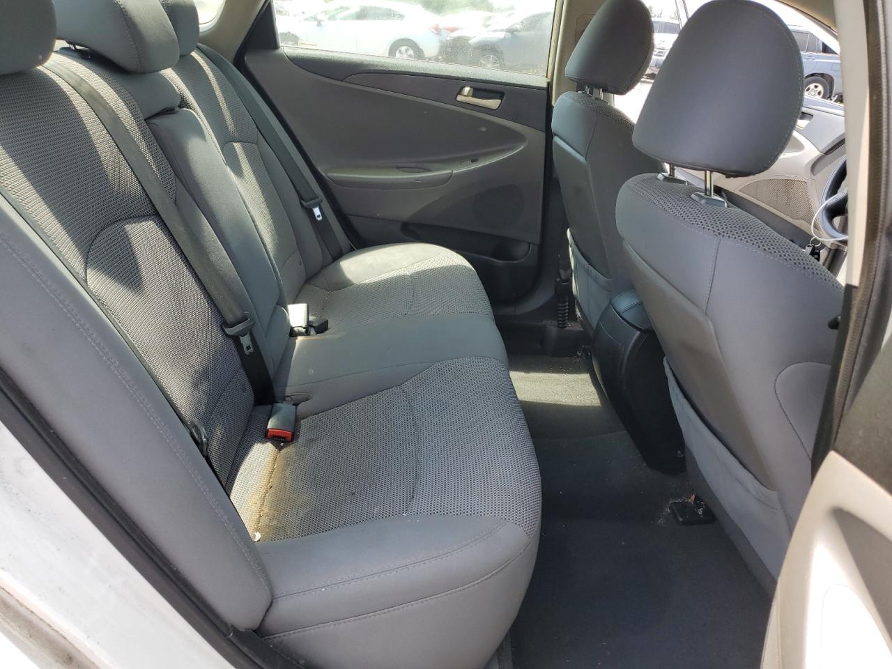 2014 HYUNDAI SONATA GLS photo 10