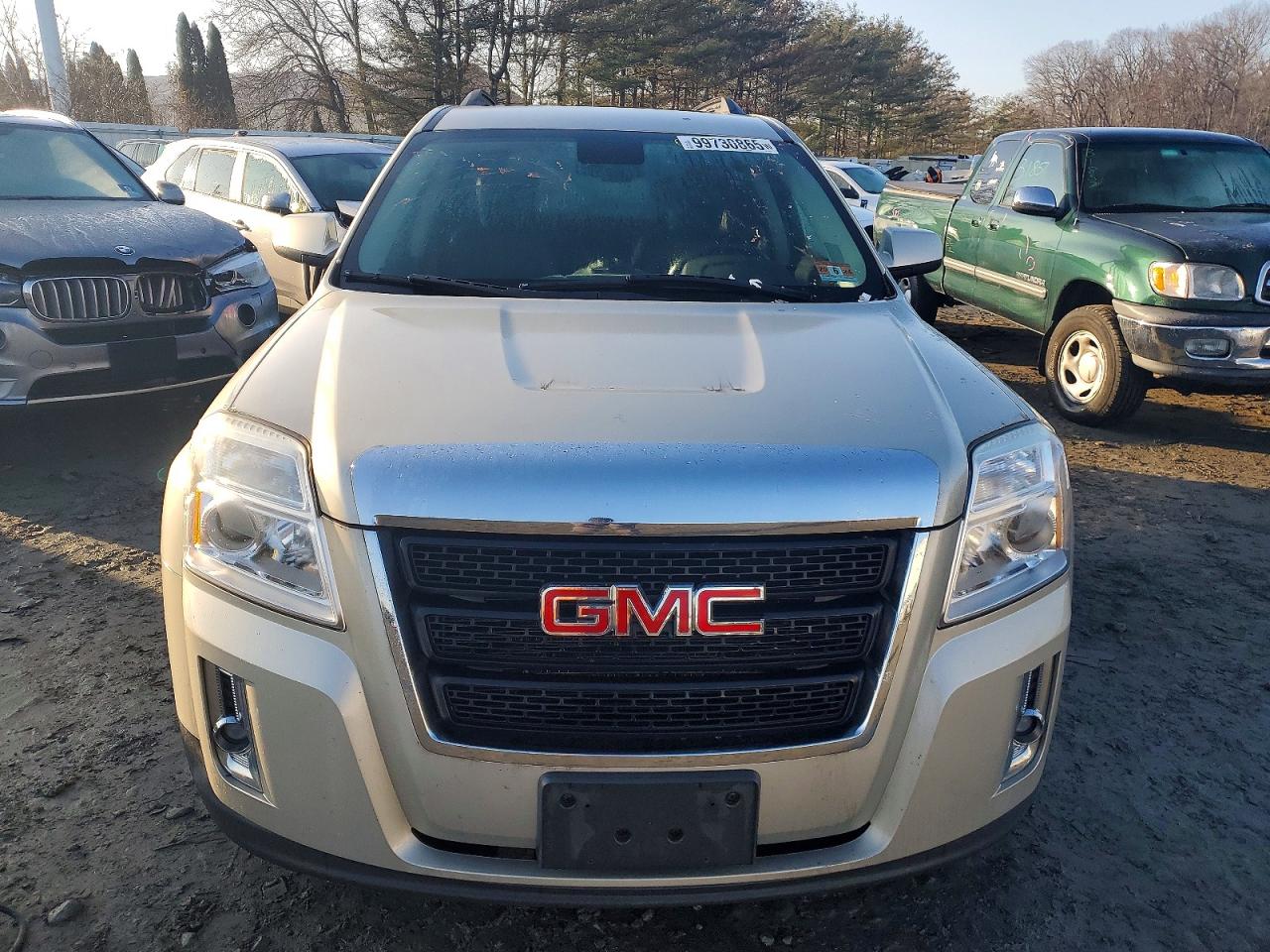2015 GMC TERRAIN SLT photo 5
