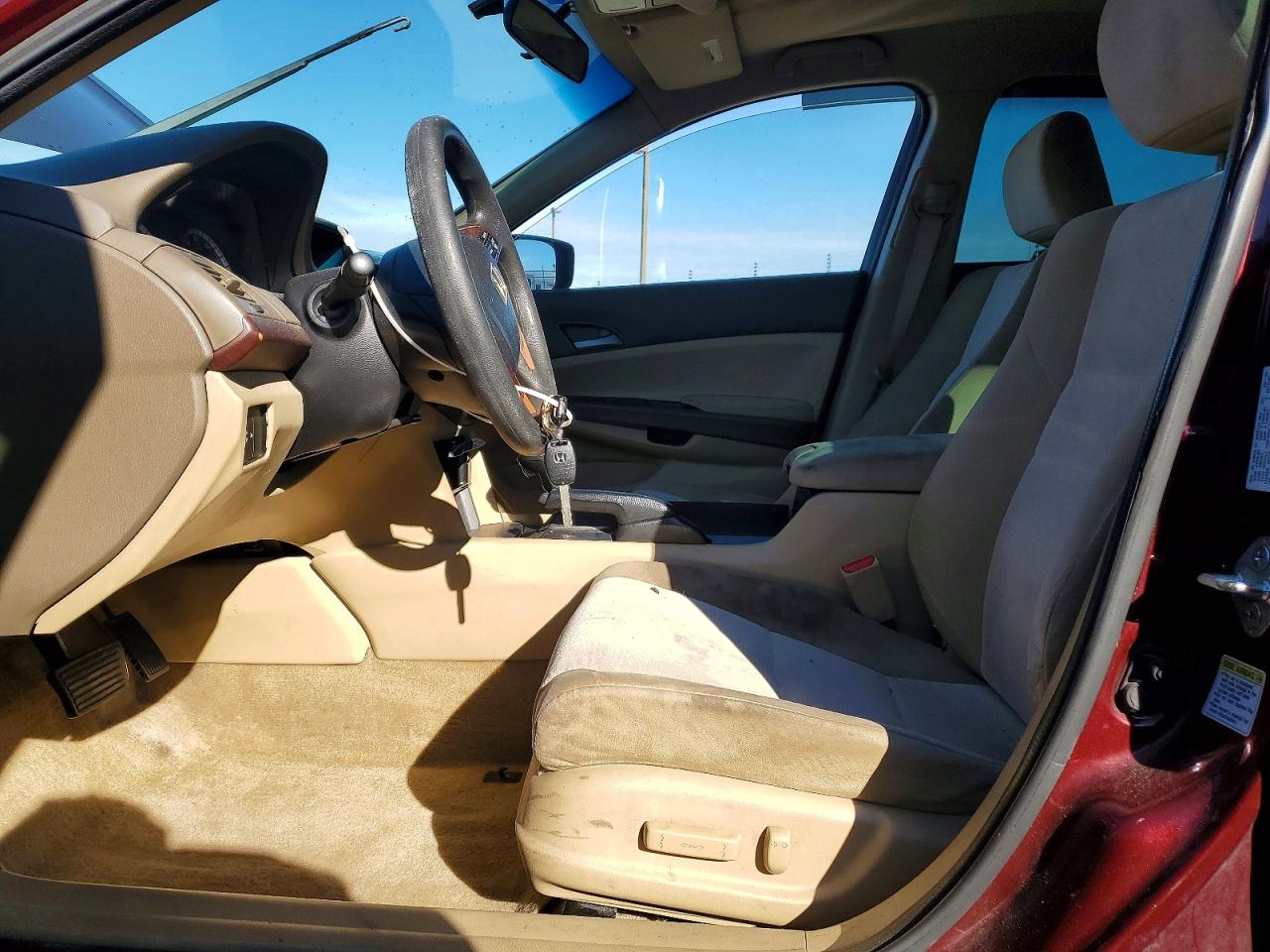 2010 HONDA ACCORD LXP photo 7