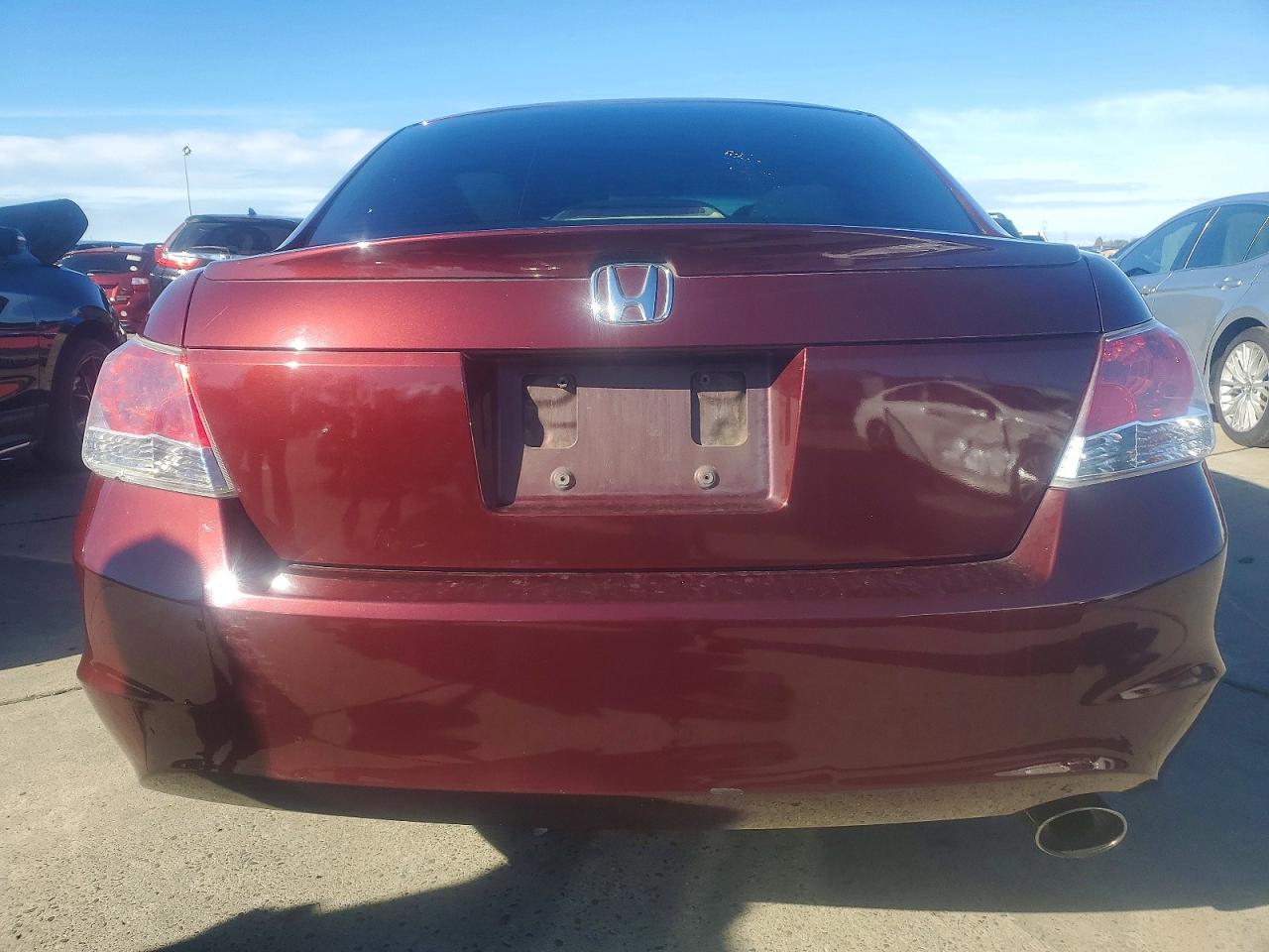 2010 HONDA ACCORD LXP photo 6