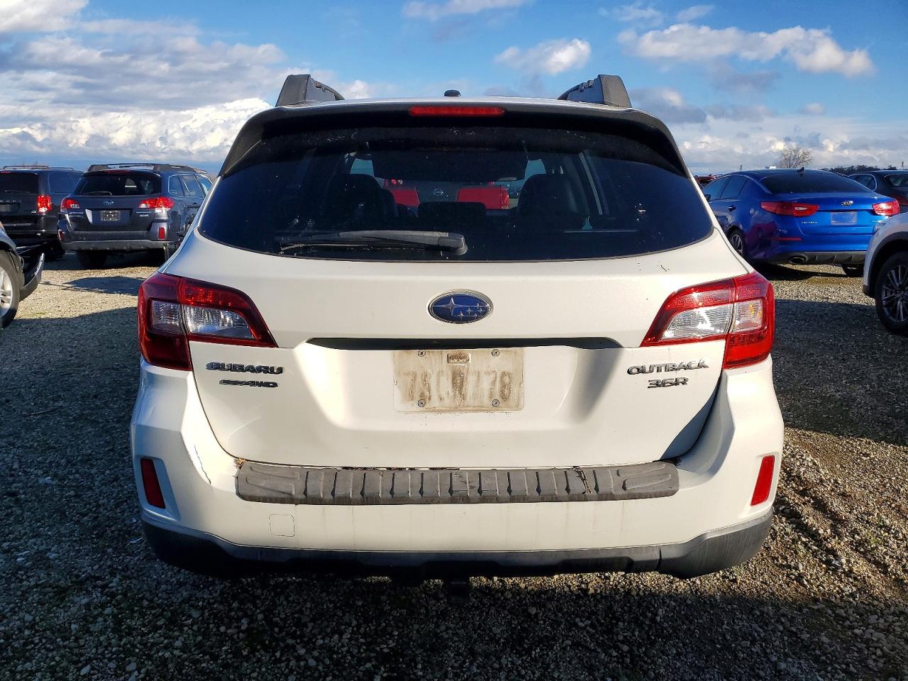 2015 SUBARU OUTBACK 3.6R LIMITED photo 6