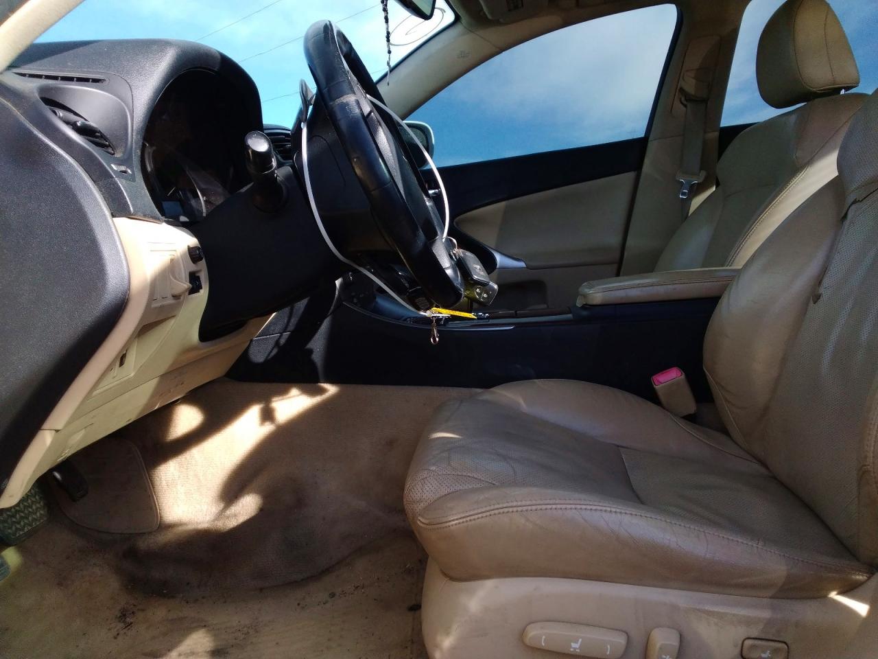 2008 LEXUS IS 250 photo 13