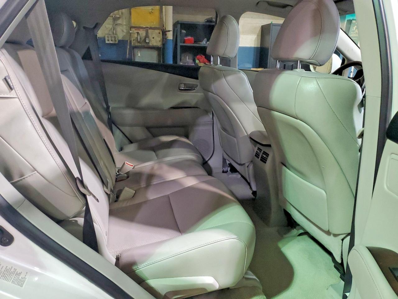 2011 LEXUS RX 350 photo 11
