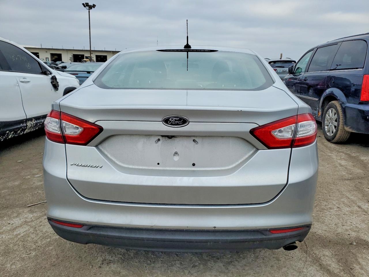 2015 FORD FUSION S photo 6