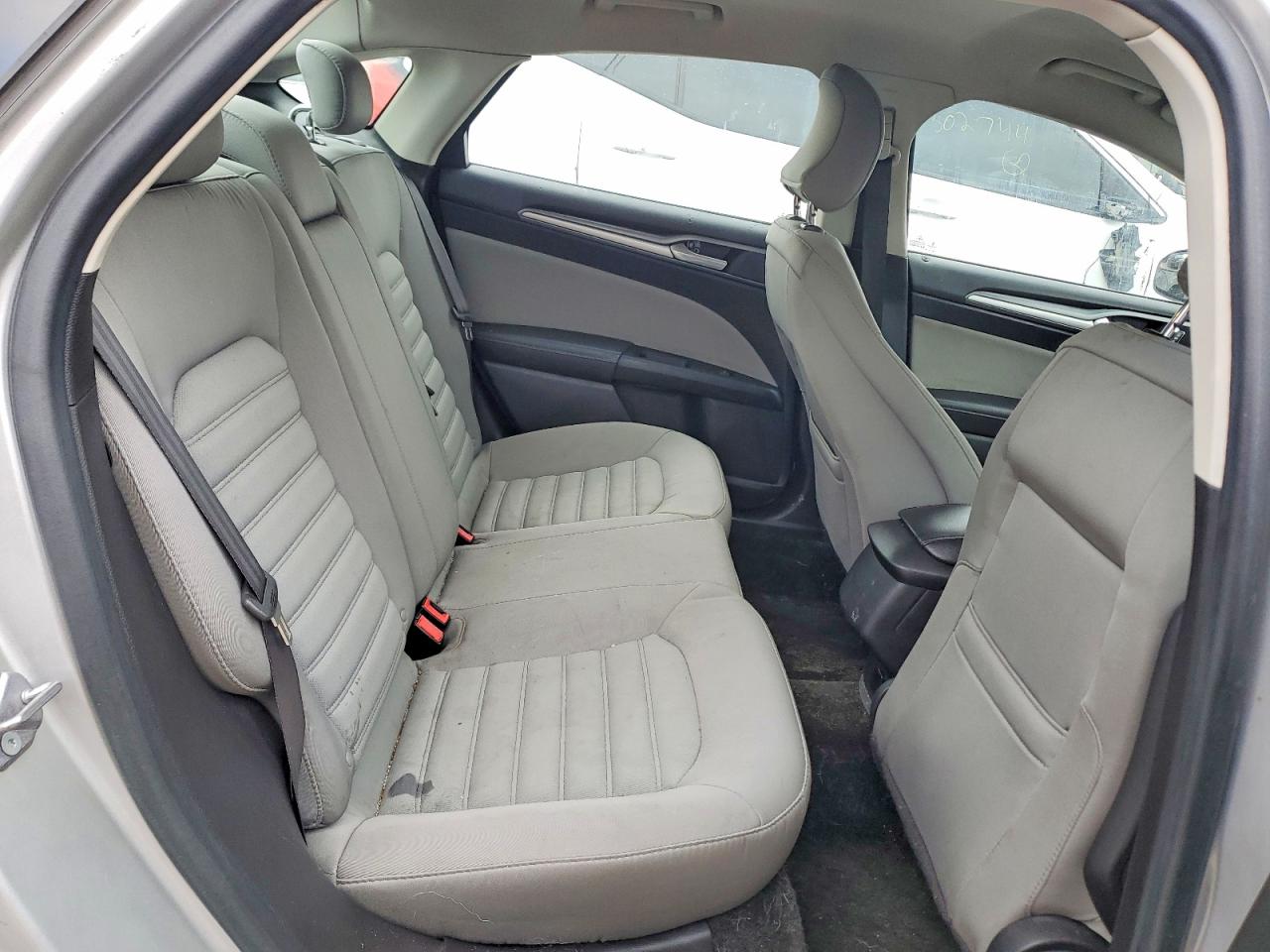 2015 FORD FUSION S photo 10