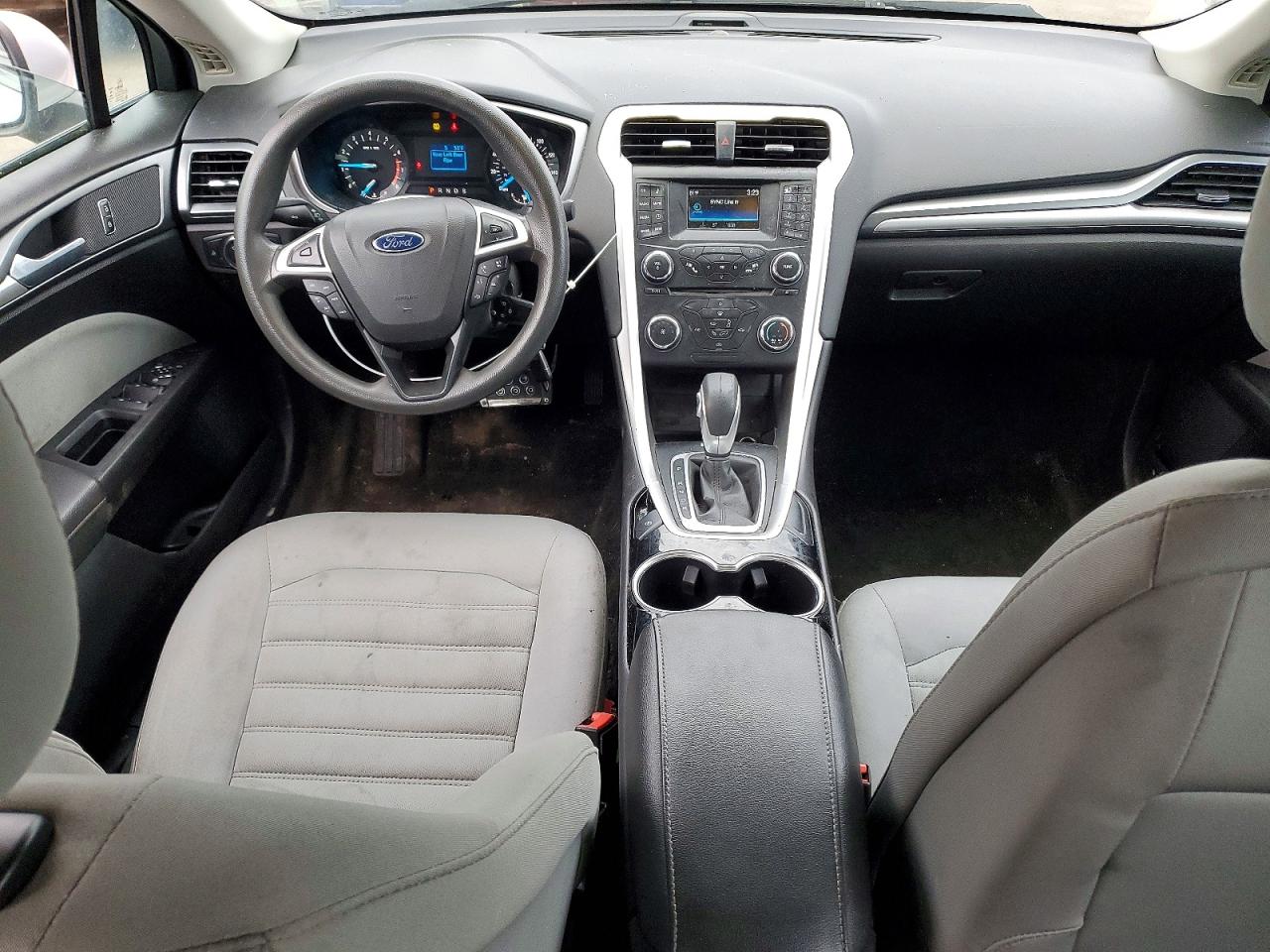 2015 FORD FUSION S photo 8