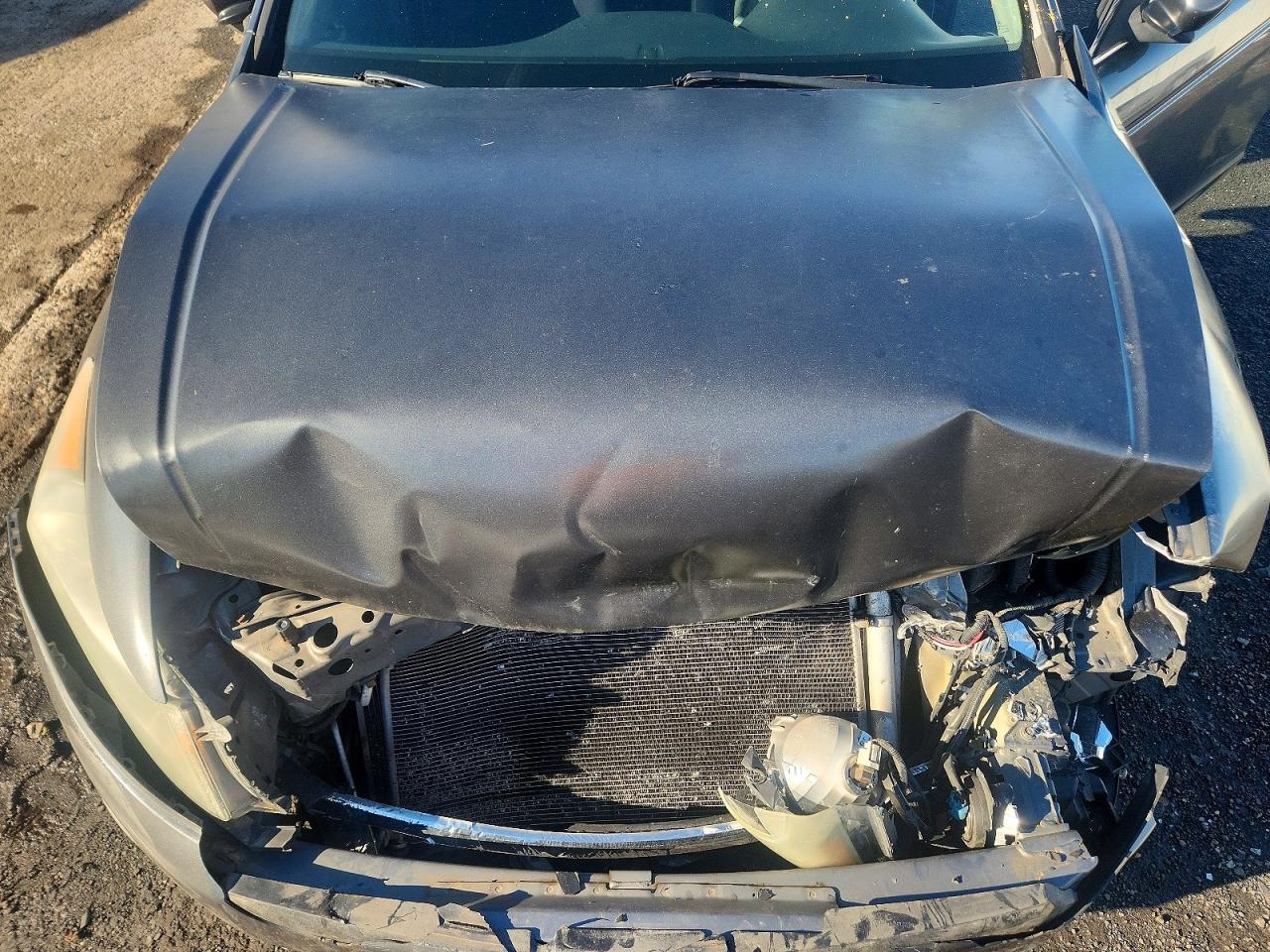 2009 HONDA ACCORD LX photo 11