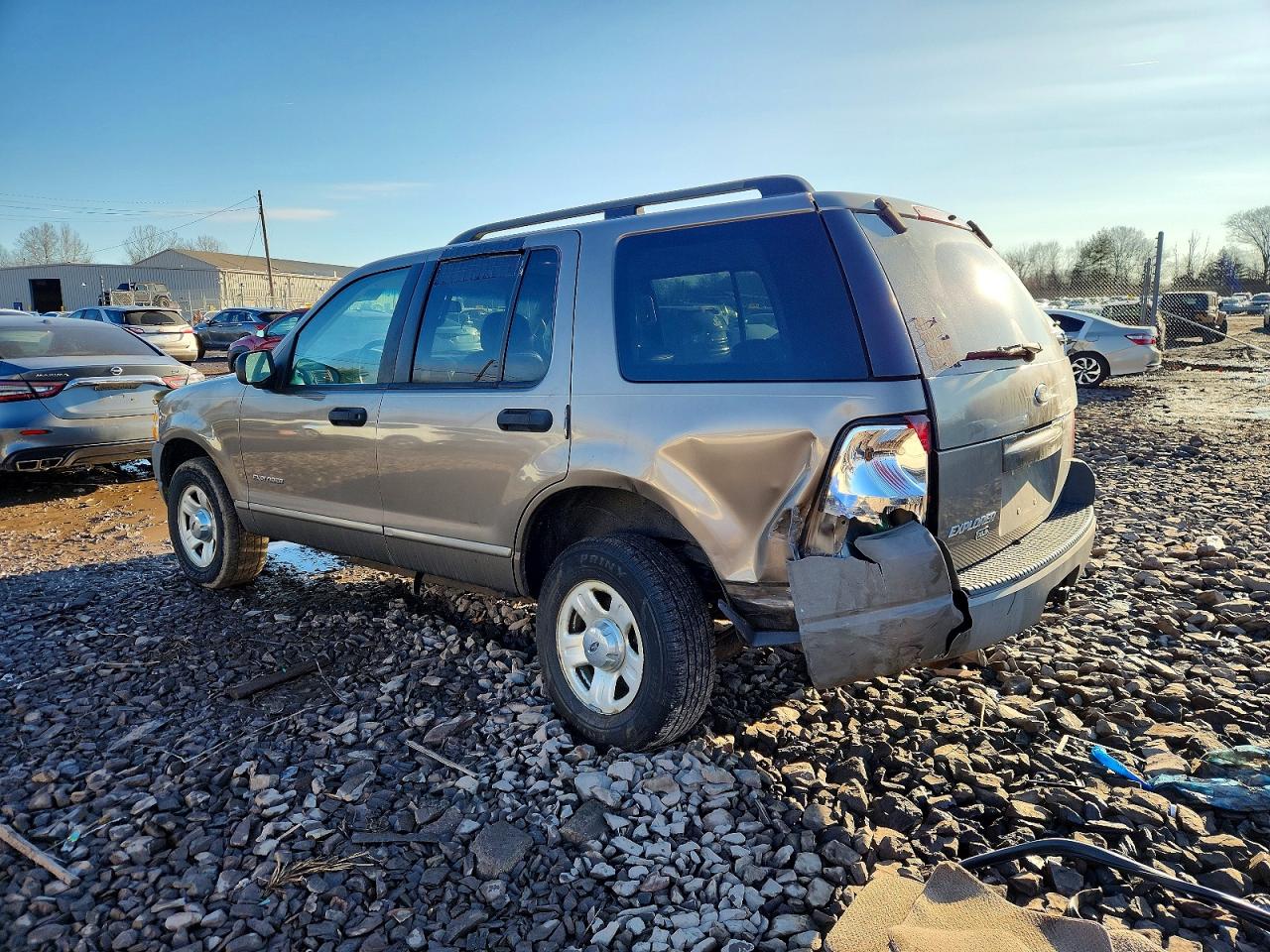 2002 FORD EXPLORER XLS photo 2