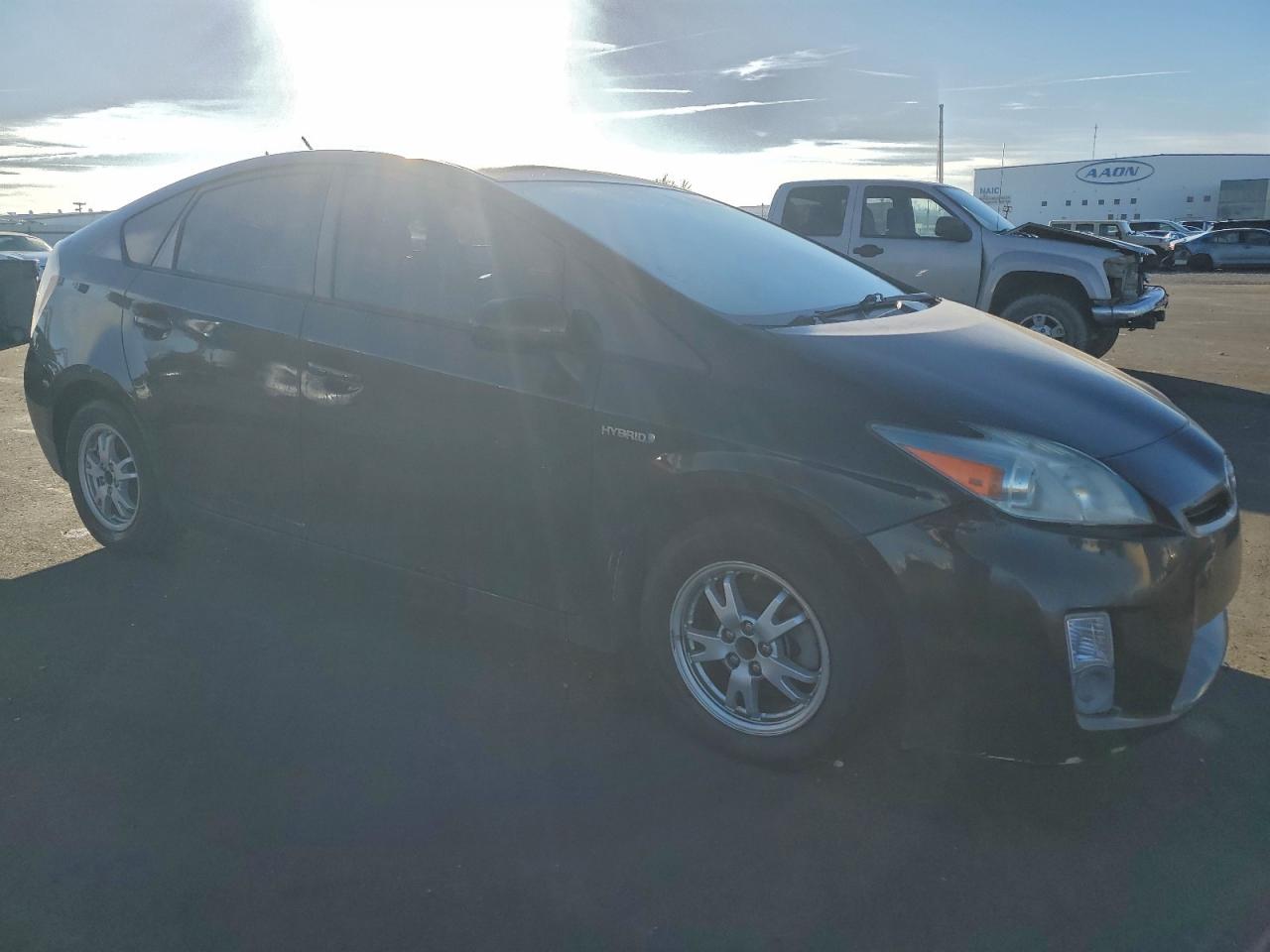 2010 TOYOTA PRIUS photo 7