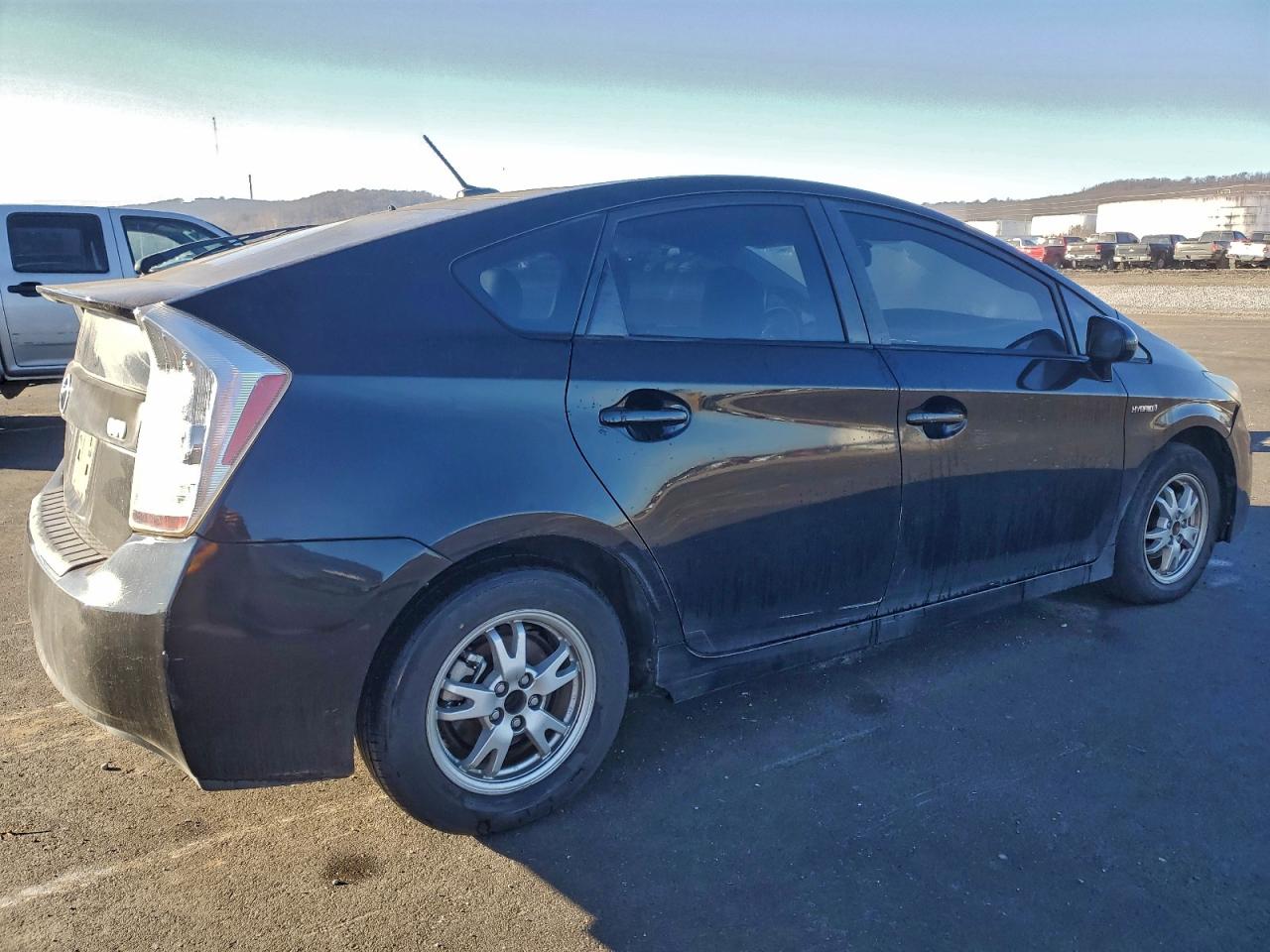 2010 TOYOTA PRIUS photo 5