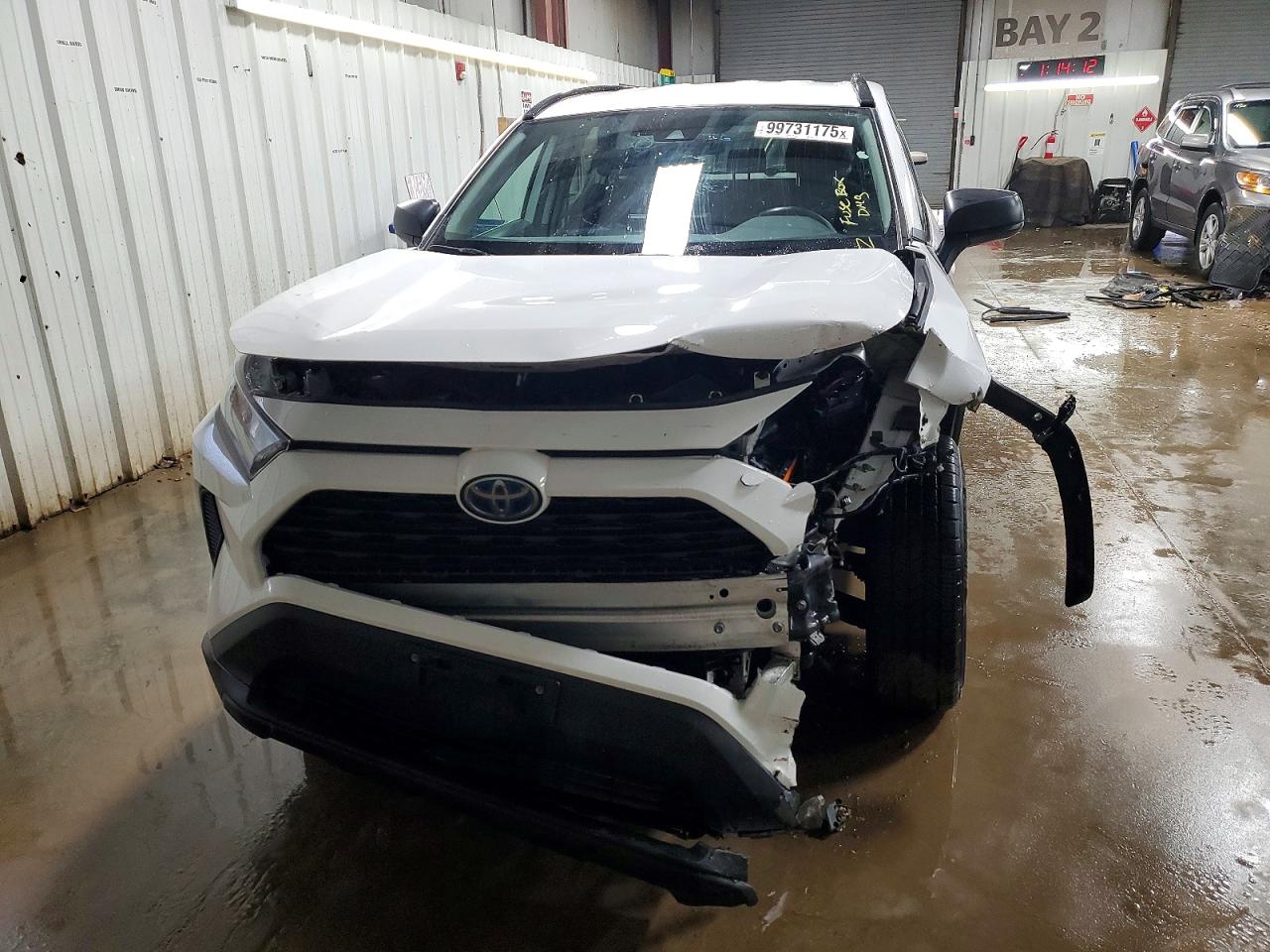 2019 TOYOTA RAV4 LE photo 5