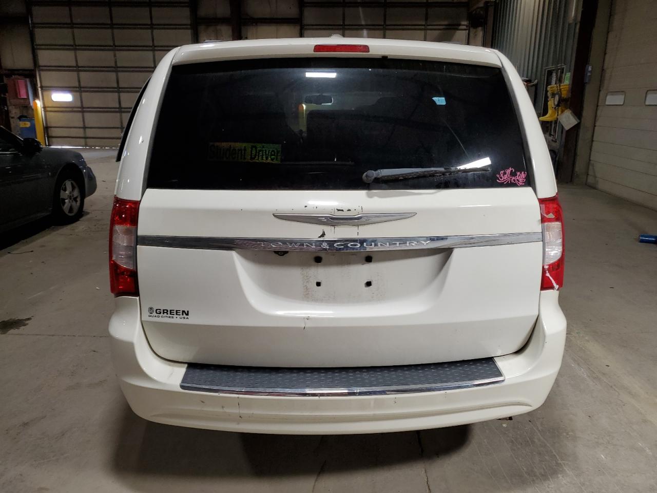 2012 CHRYSLER TOWN & COUNTRY TOURING photo 6