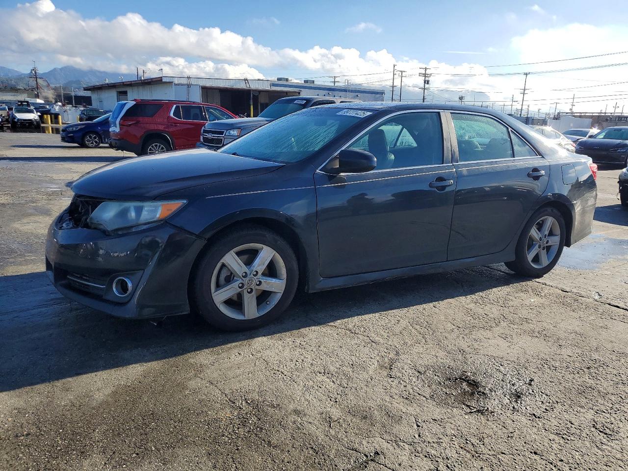 2012 TOYOTA CAMRY