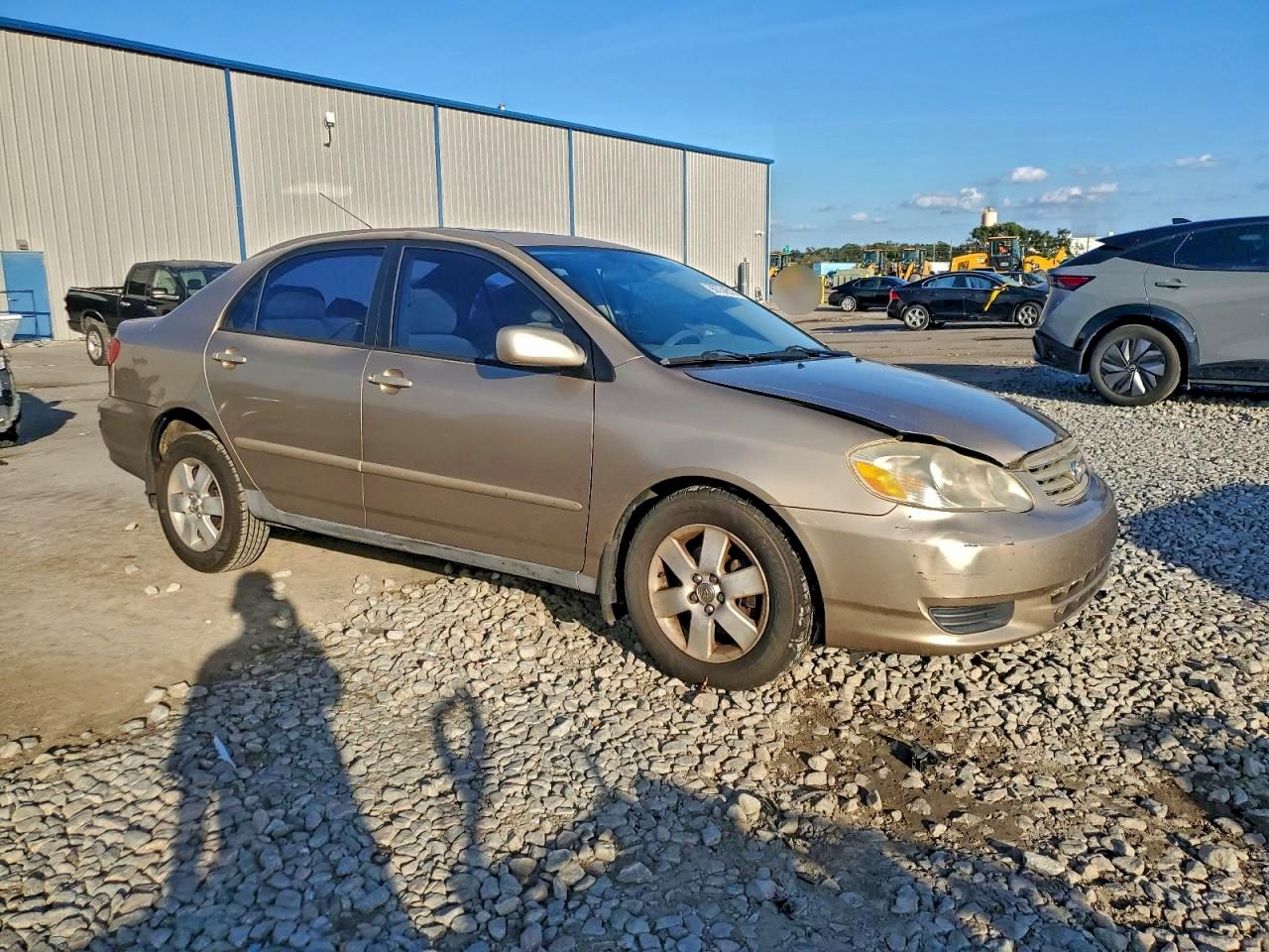 2004 TOYOTA COROLLA CE photo 4