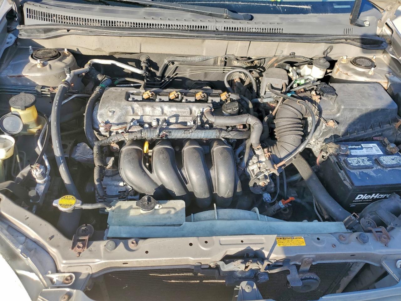 2004 TOYOTA COROLLA CE photo 11