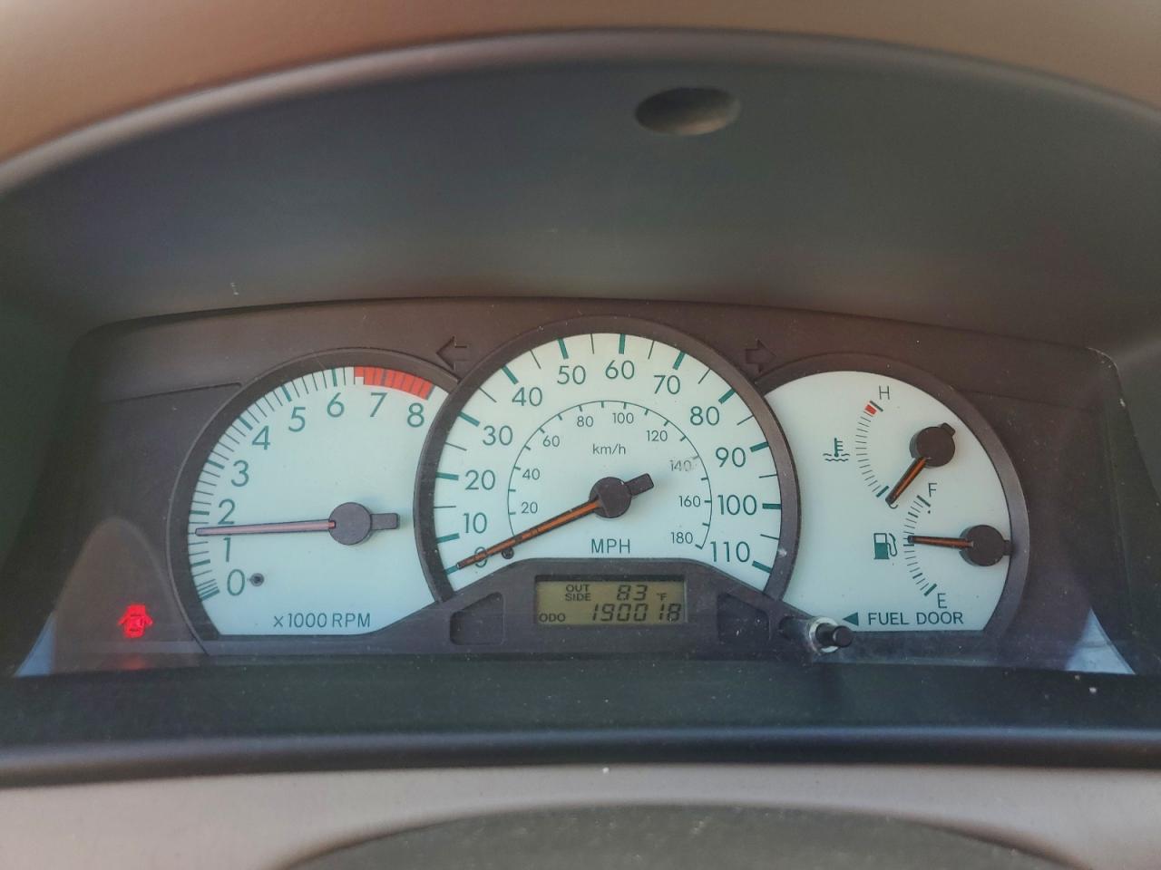 2004 TOYOTA COROLLA CE photo 9