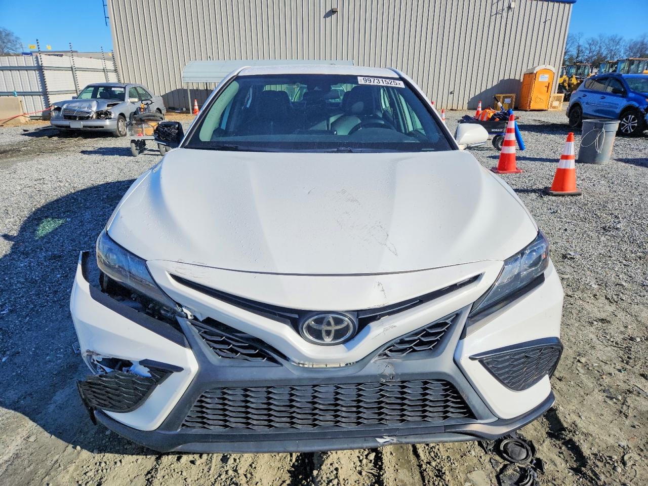 2022 TOYOTA CAMRY SE photo 13