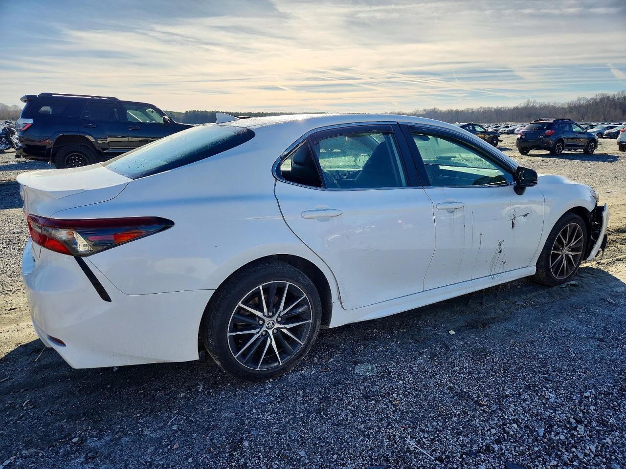 2022 TOYOTA CAMRY SE photo 7