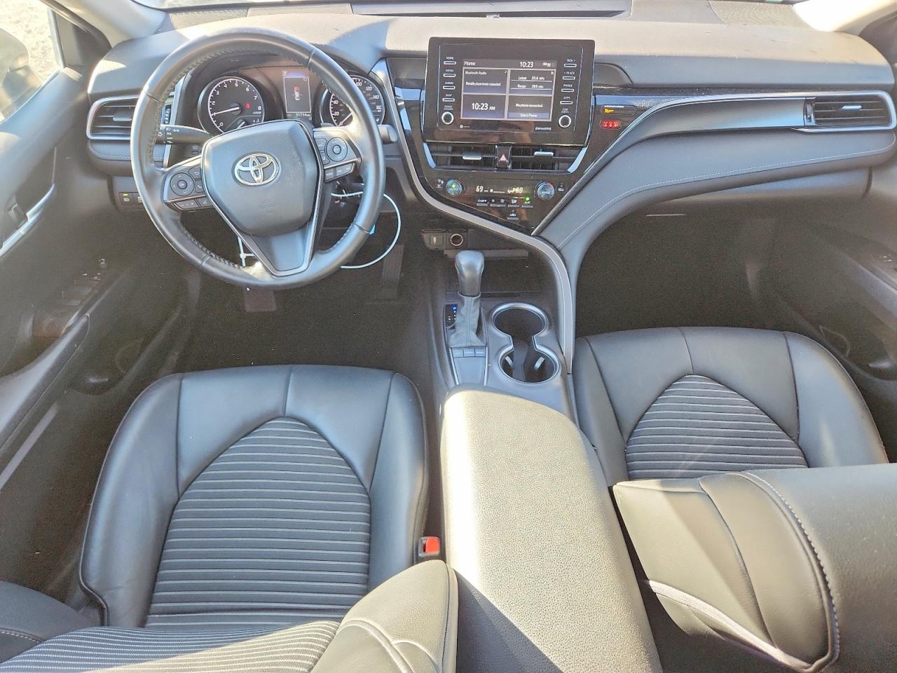 2022 TOYOTA CAMRY SE photo 22