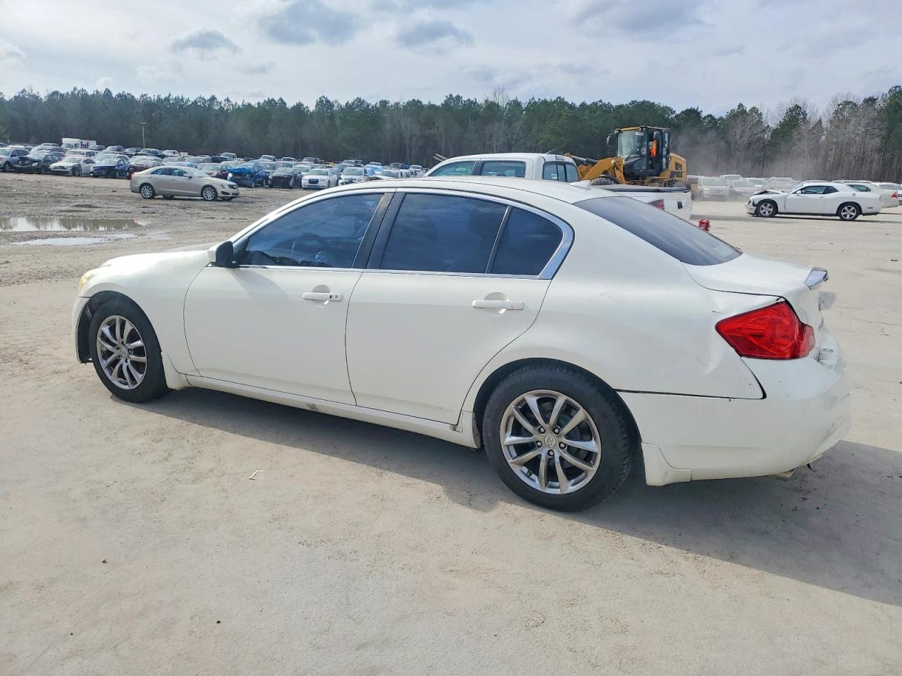 2009 INFINITI G37 BASE photo 2