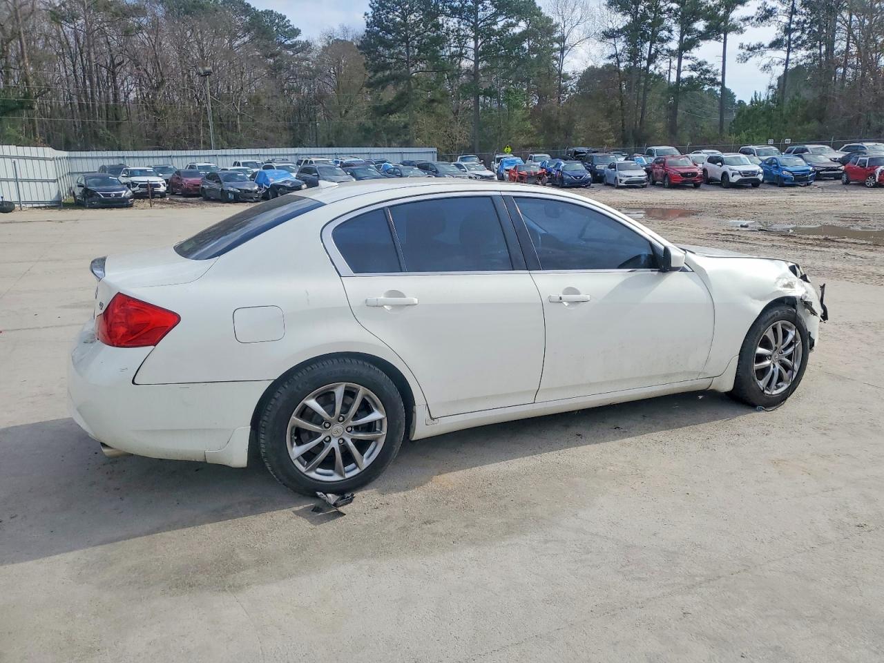 2009 INFINITI G37 BASE photo 3
