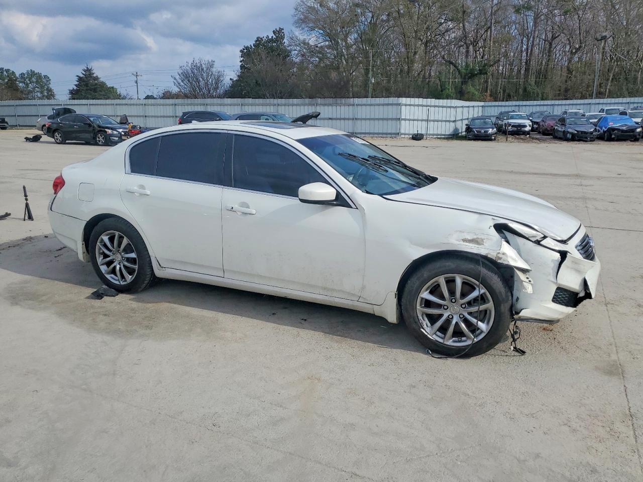 2009 INFINITI G37 BASE photo 4