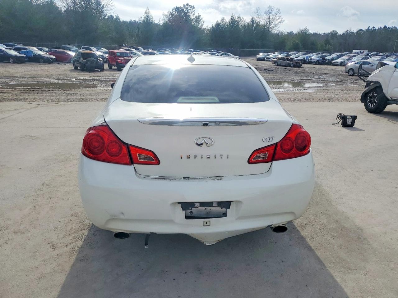 2009 INFINITI G37 BASE photo 6