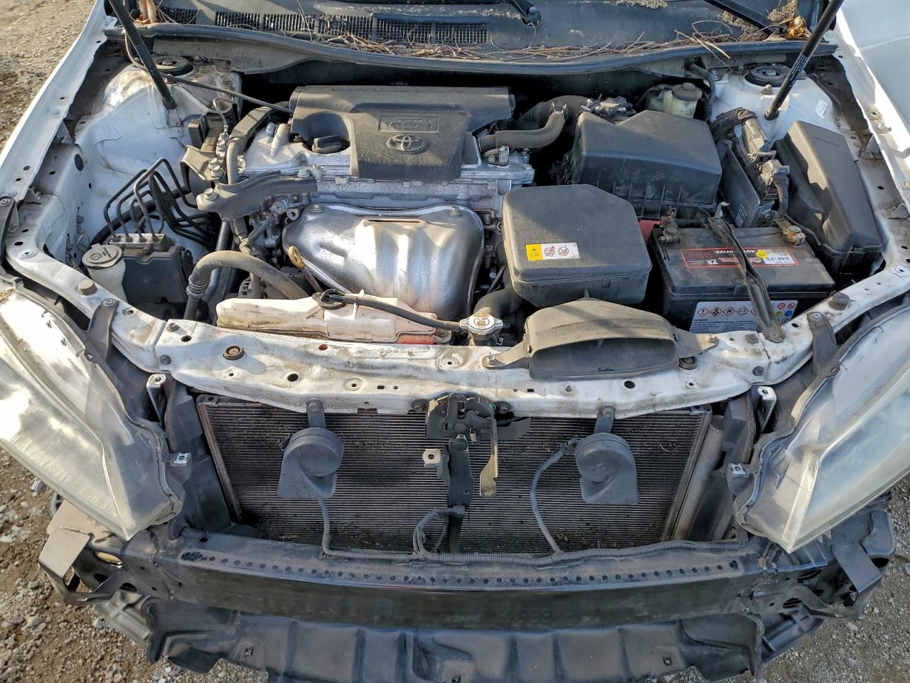 2017 TOYOTA CAMRY LE photo 11