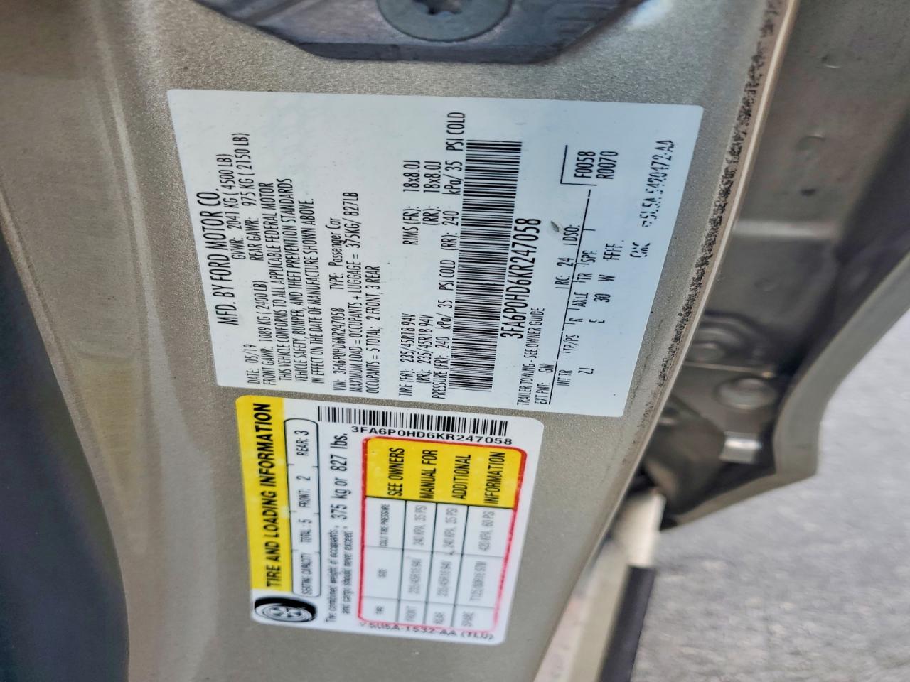 2019 FORD FUSION SE photo 12